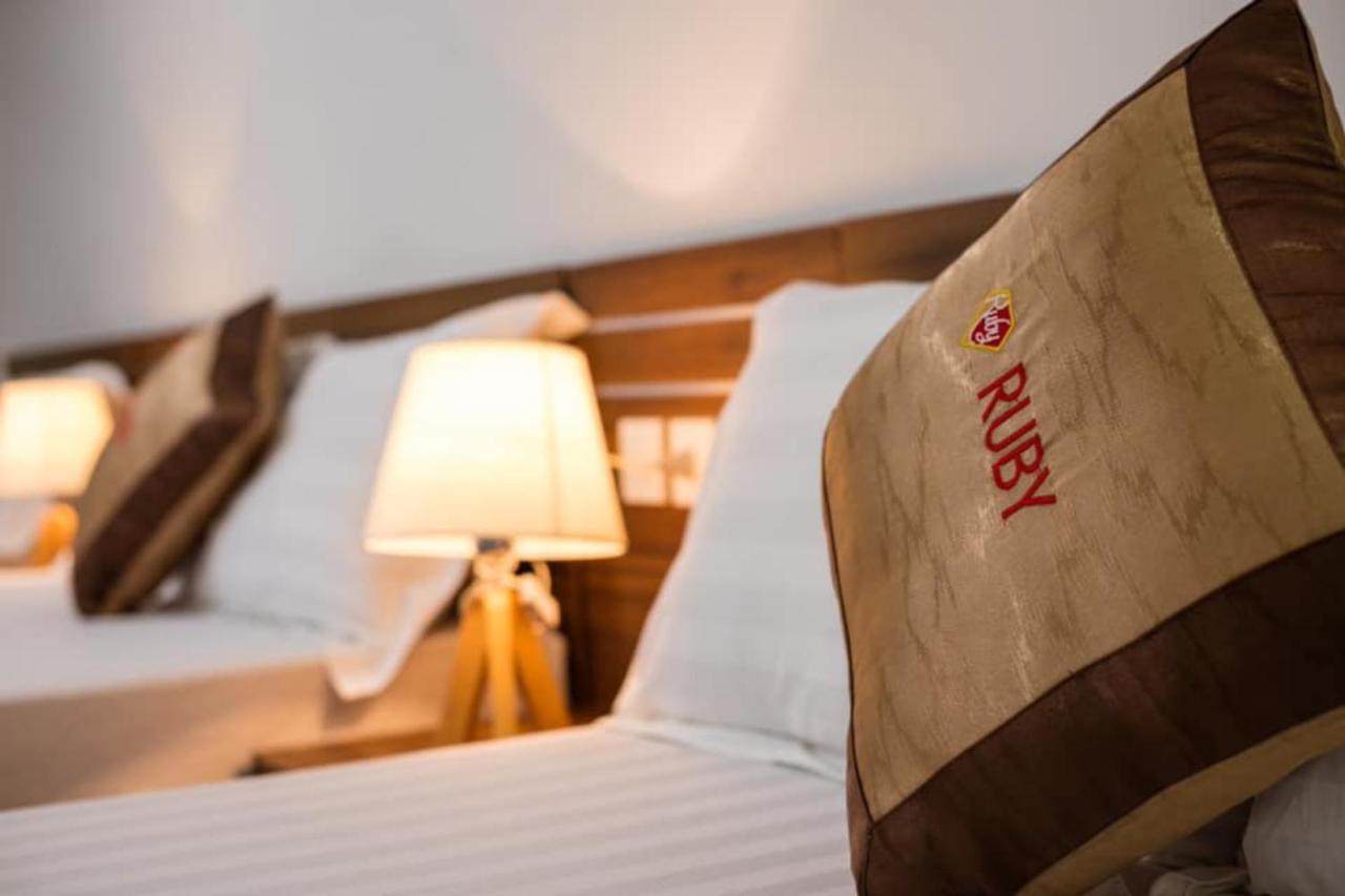 Ruby Hotel Cat Ba Dong Khe Sau Zewnętrze zdjęcie